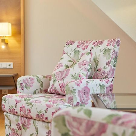 Landgasthof Hotel Hess Neuenstein  Ngoại thất bức ảnh