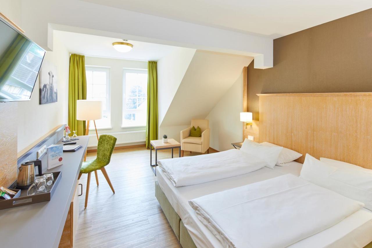 Landgasthof Hotel Hess Neuenstein  Ngoại thất bức ảnh