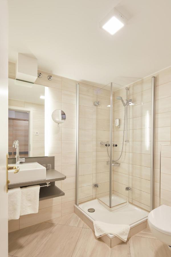 Landgasthof Hotel Hess Neuenstein  Ngoại thất bức ảnh