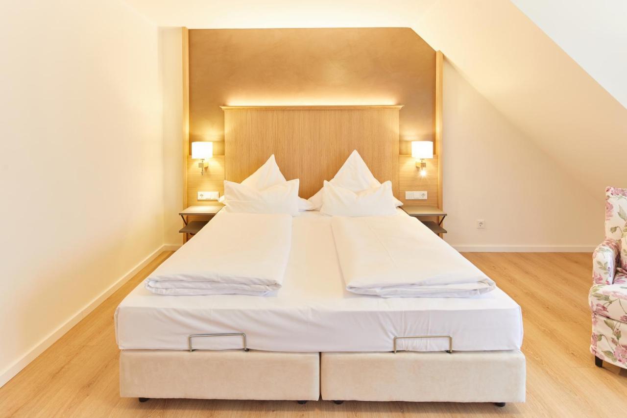 Landgasthof Hotel Hess Neuenstein  Ngoại thất bức ảnh