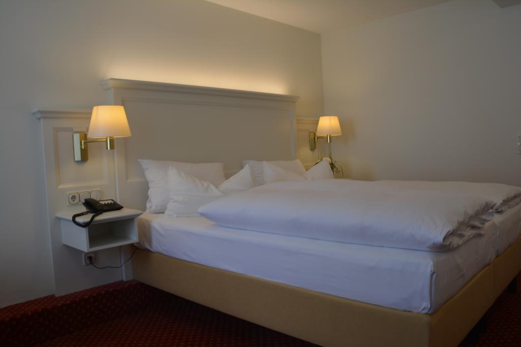 Landgasthof Hotel Hess Neuenstein  Ngoại thất bức ảnh